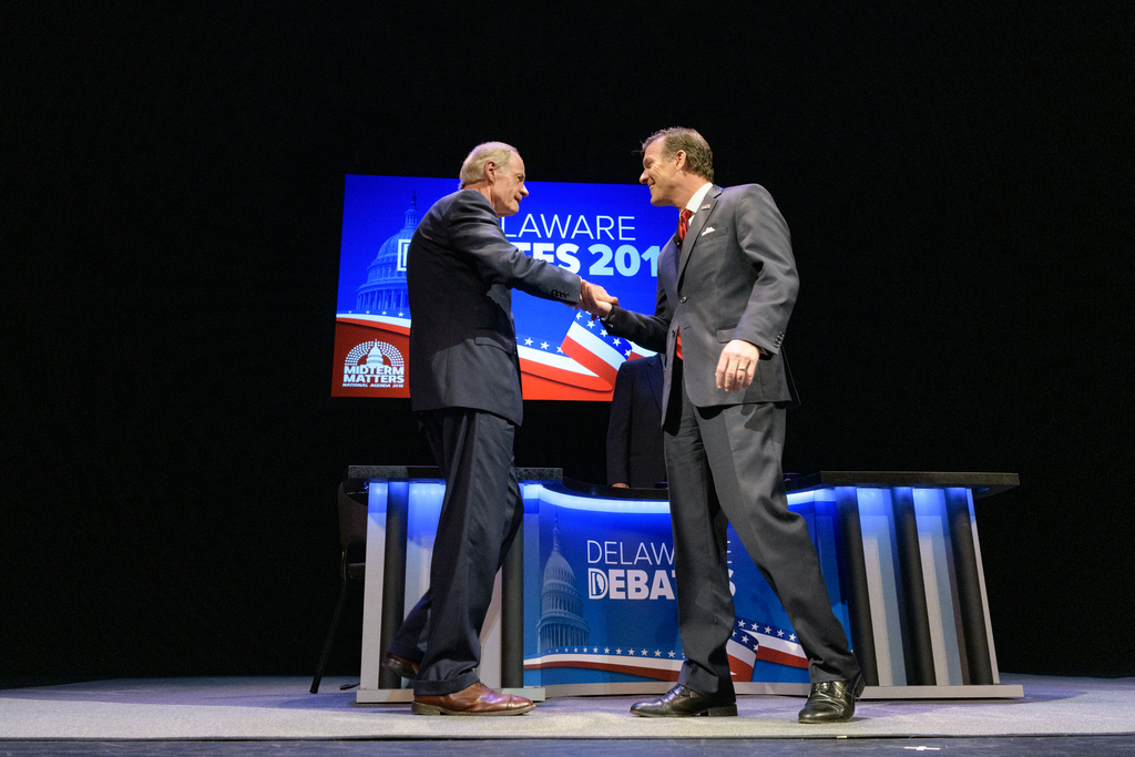 Sen. Tom Carper and Rob Arlett